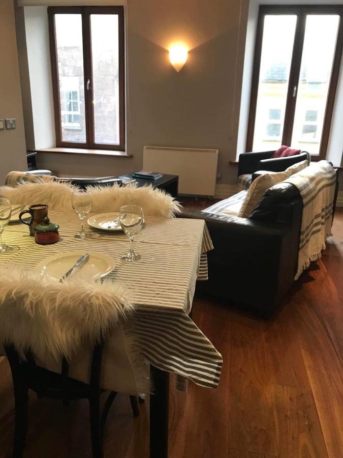 Centre Of Dingle Town - Luxury Holiday Apartment מראה חיצוני תמונה